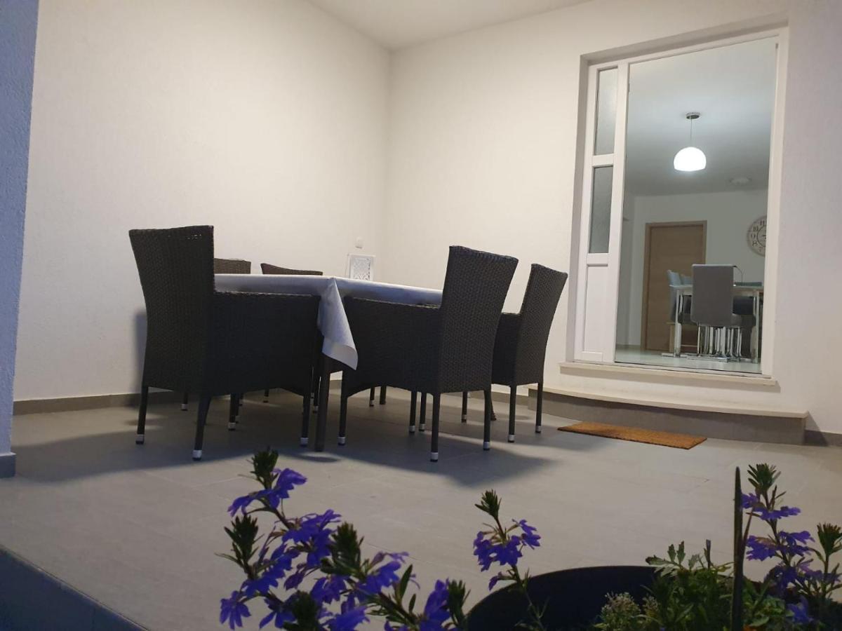 Apartmani Sara Бибинье Экстерьер фото